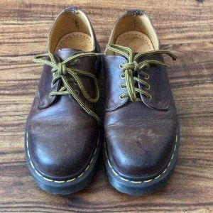 Vintage Made in England Dr Martens Oxfords